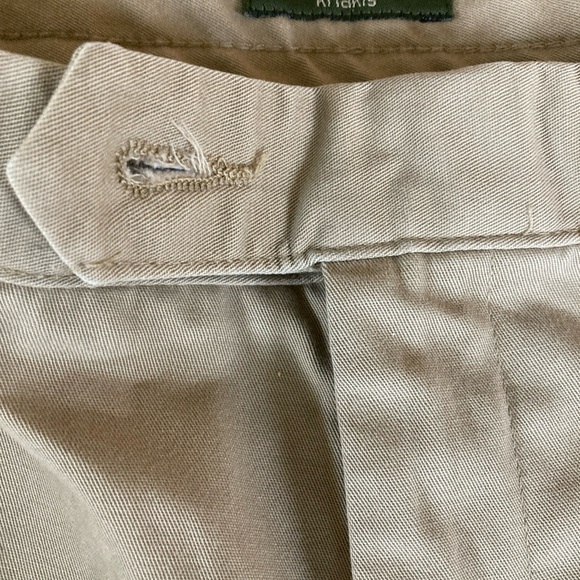 Dockers Pants Mens 38x31 Tan Khakis Flat Front Classic Fit Chino Preppy Cotton - Picture 2 of 4